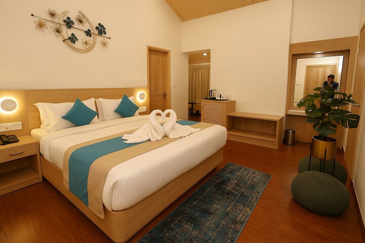 Room 10 of 38