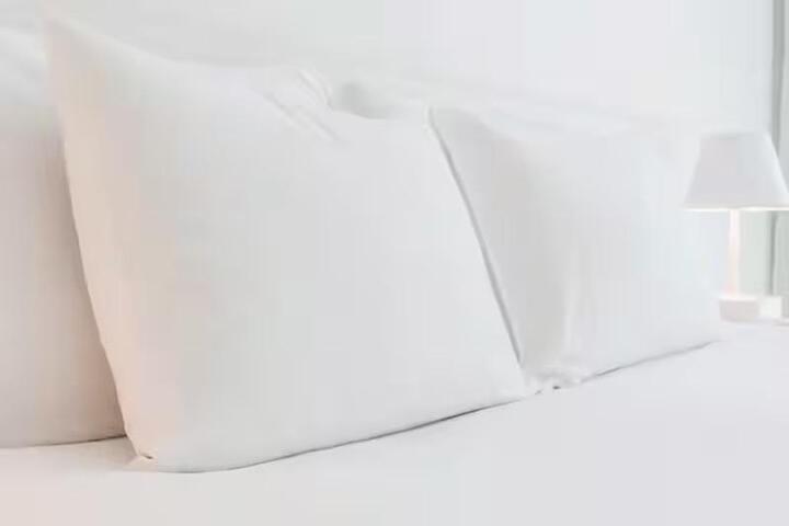 2 Queen Beds (2 of 9)