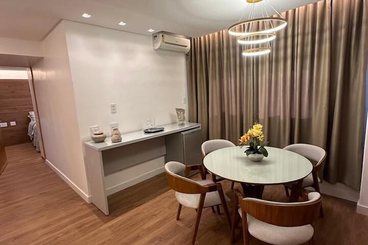 Room 14 of 28
