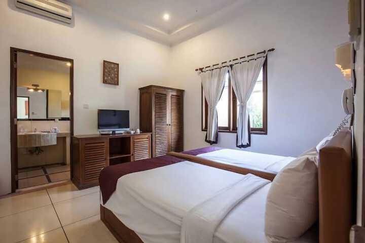 Room 6 of 48
