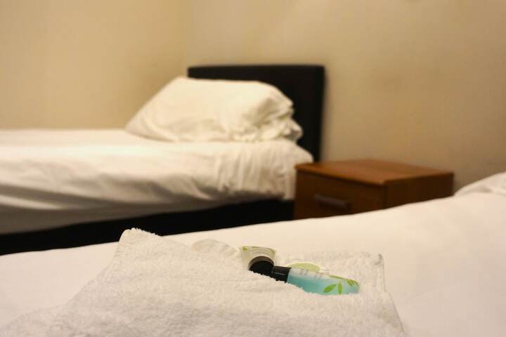 Room 26 of 162
