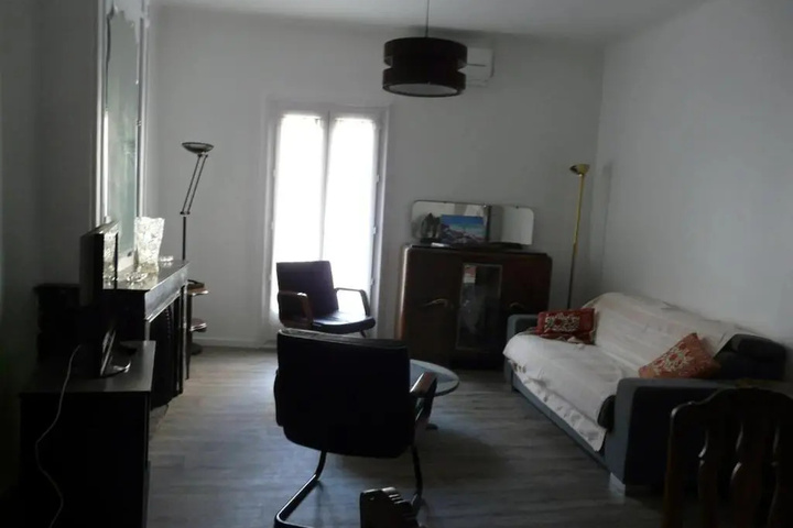 Room 3 of 9