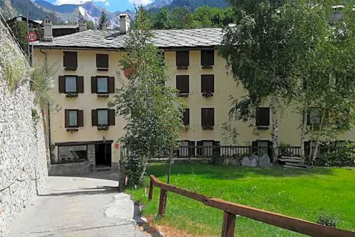 Photo 25