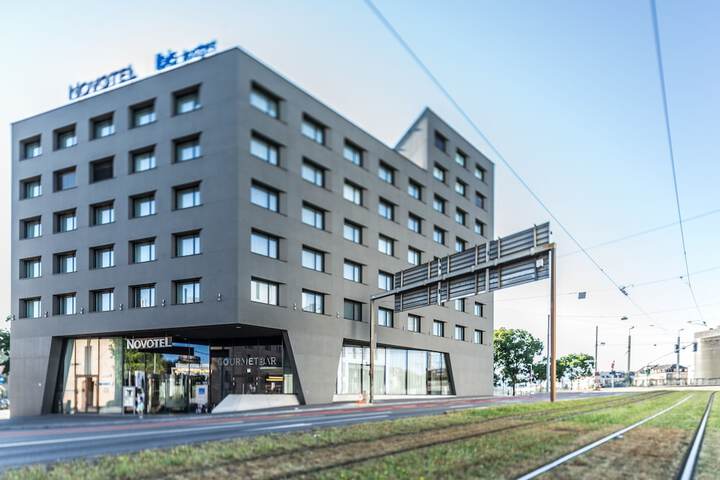 Hotel 66 of 66