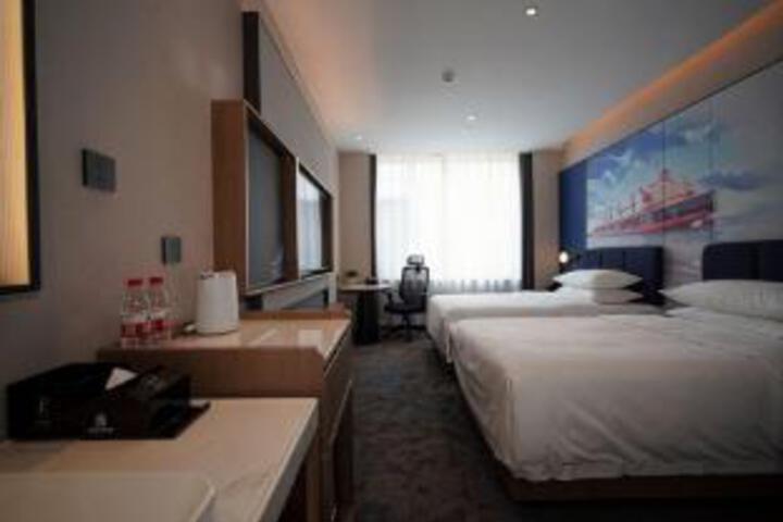 Room 20 of 21