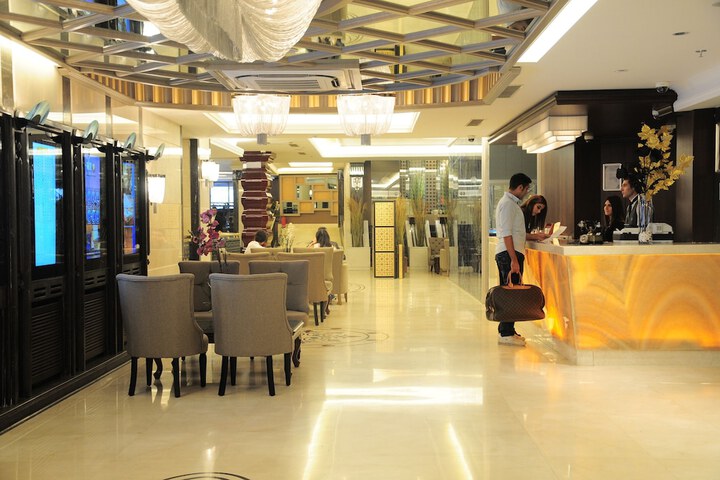 Hotel Interior 4 of 110