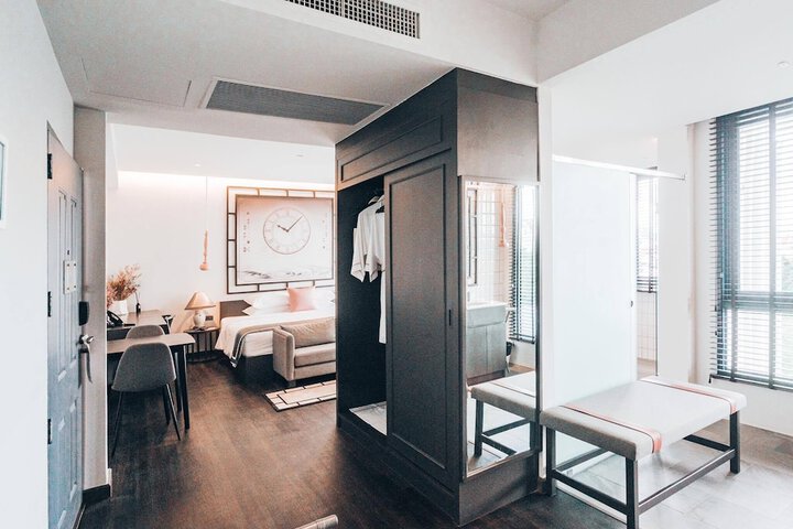 Room 35 of 118