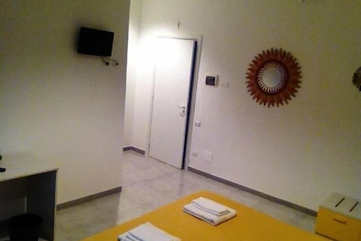 Room 20 of 32
