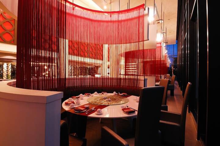 Dining 143 of 168