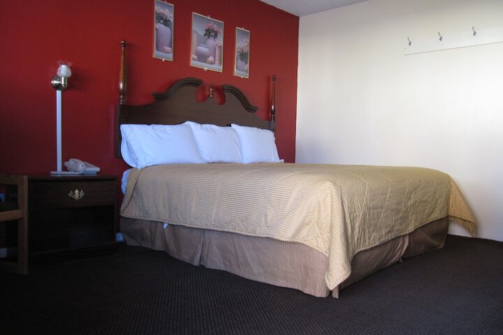 Room 7 of 14