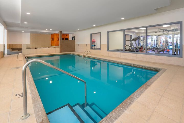 Pool image of Manoir Des Sables an Ascend Collection Hotel