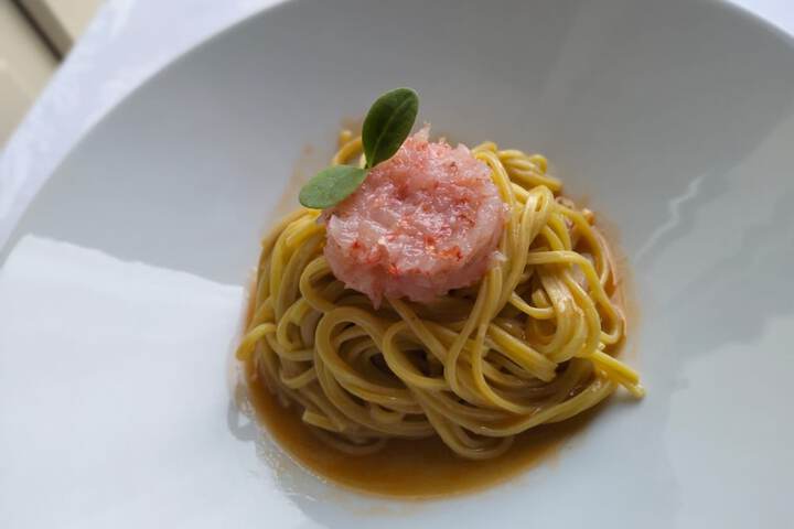 Dining 48 of 66