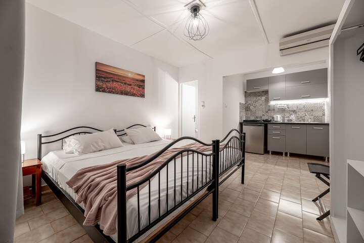 Room 12 of 29