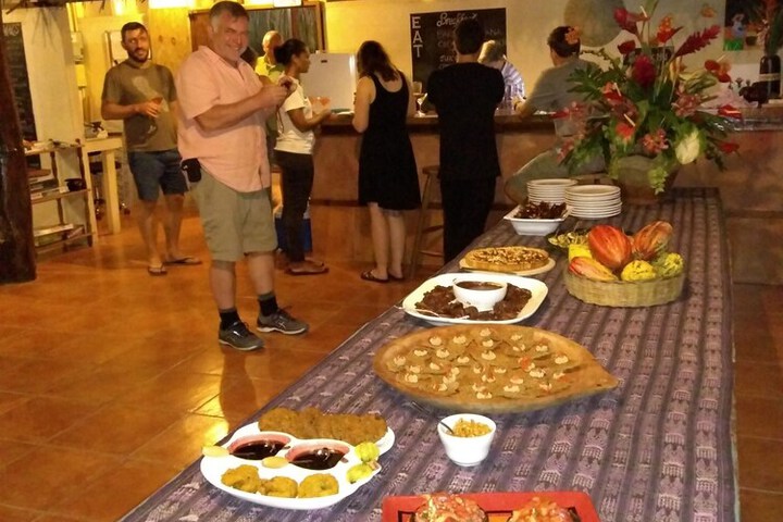Dining 43 of 60