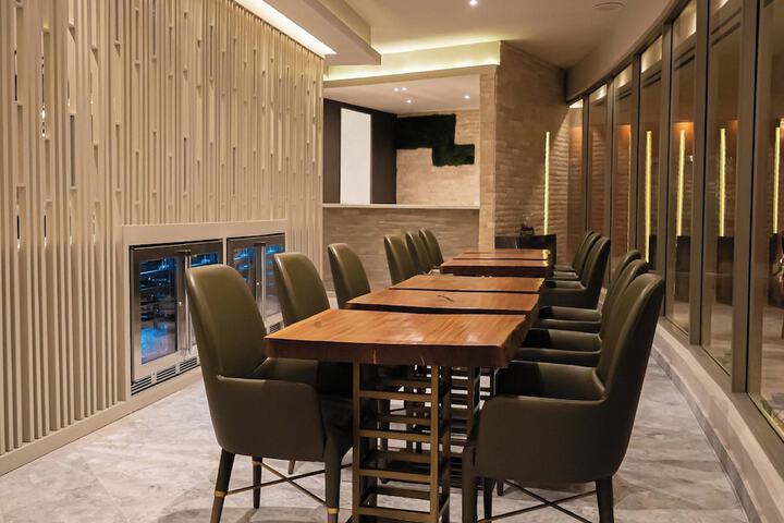 Dining 114 of 155