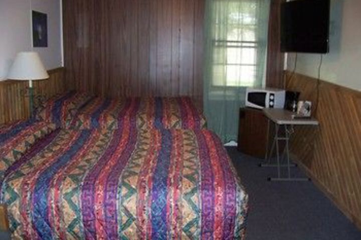 Room 42 of 48