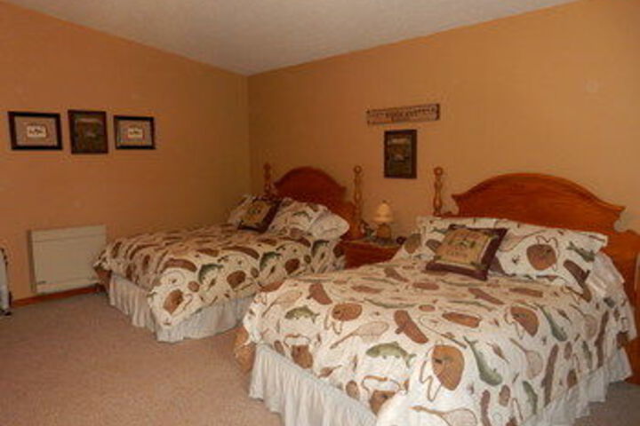Room 13 of 42