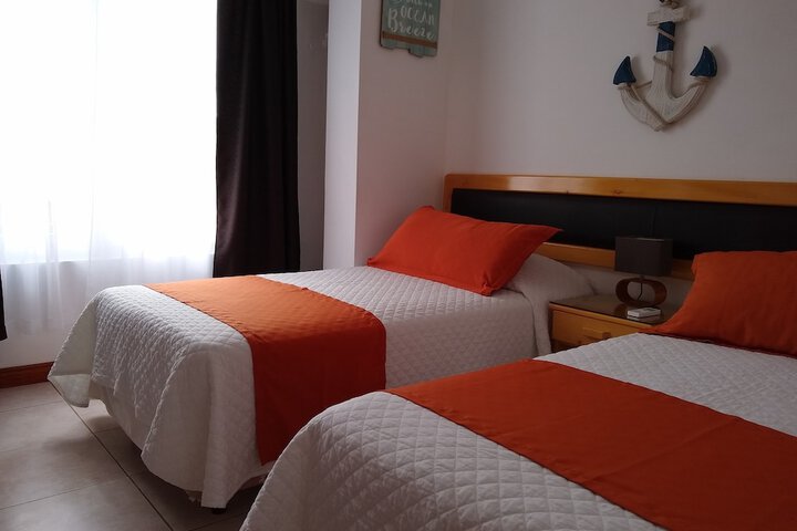 Room 25 of 76