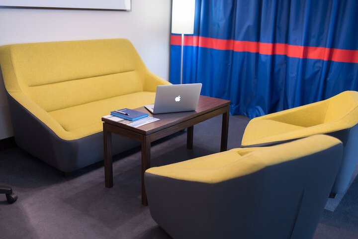 Room 32 of 137