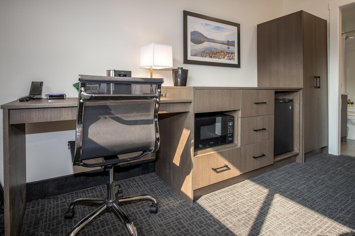 Room 7 of 38