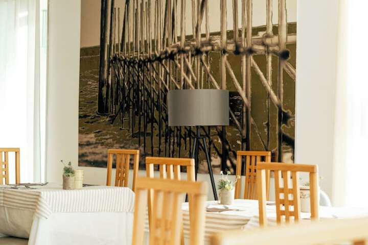 Dining 103 of 154