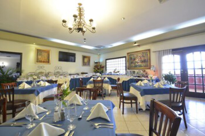 Dining 57 of 88