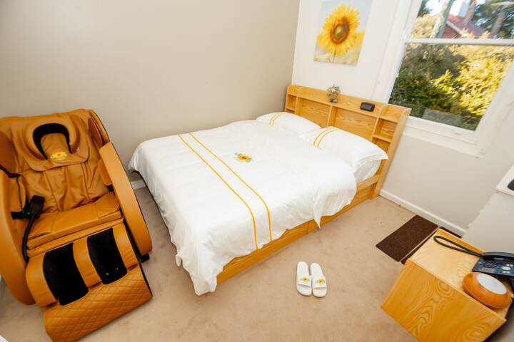 Room 9 of 43