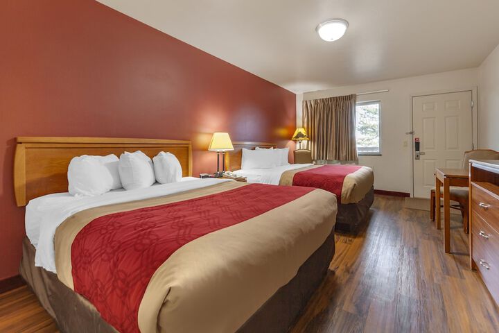 Room 5 of 18