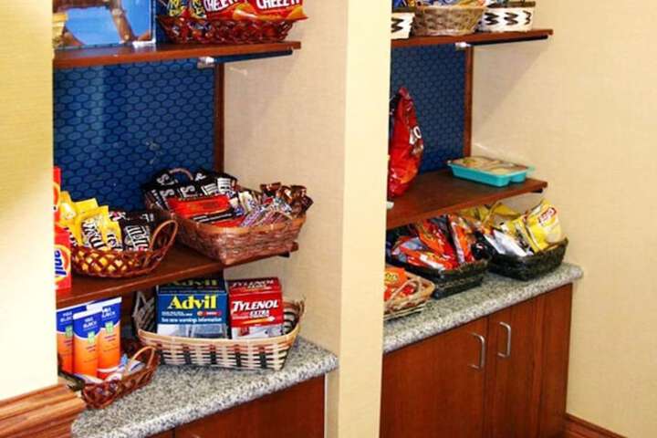 Snack bar