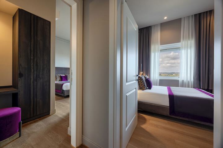 Room 21 of 31