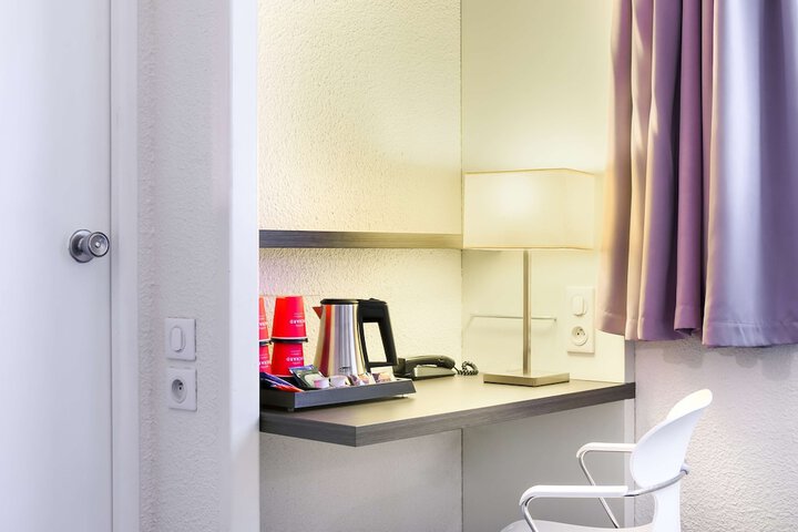 Room 26 of 49