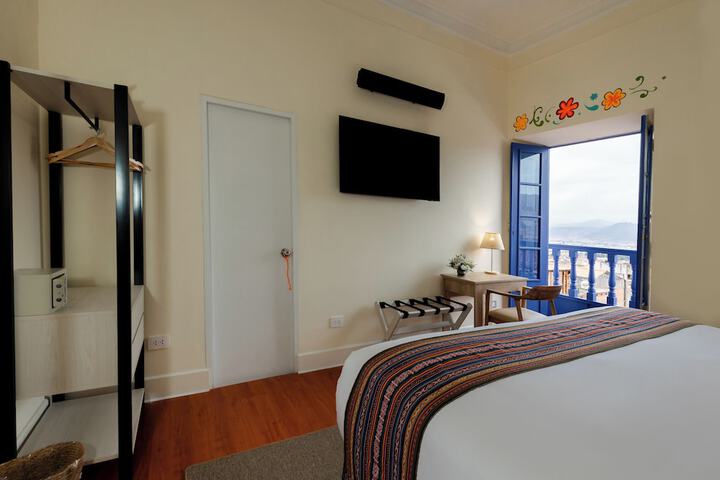 Room 30 of 73
