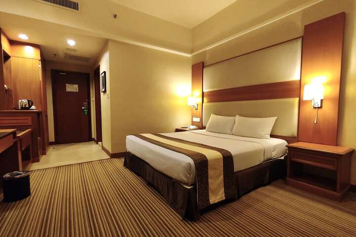 Room 45 of 74