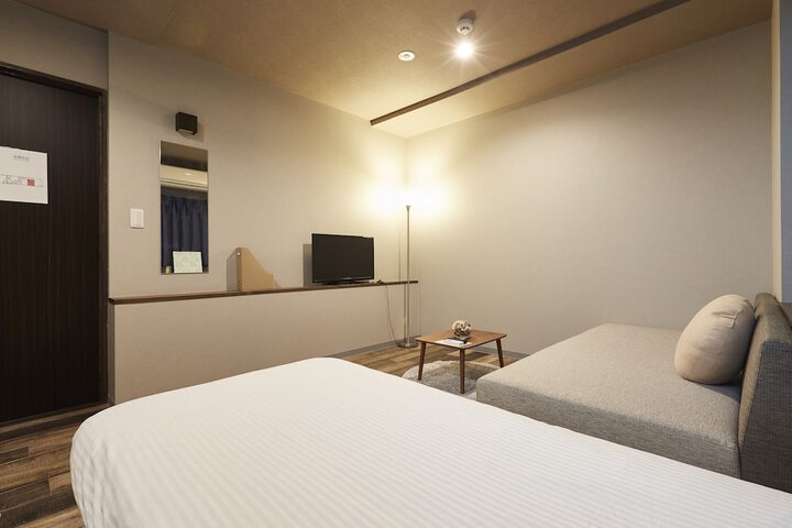 Room 85 of 288
