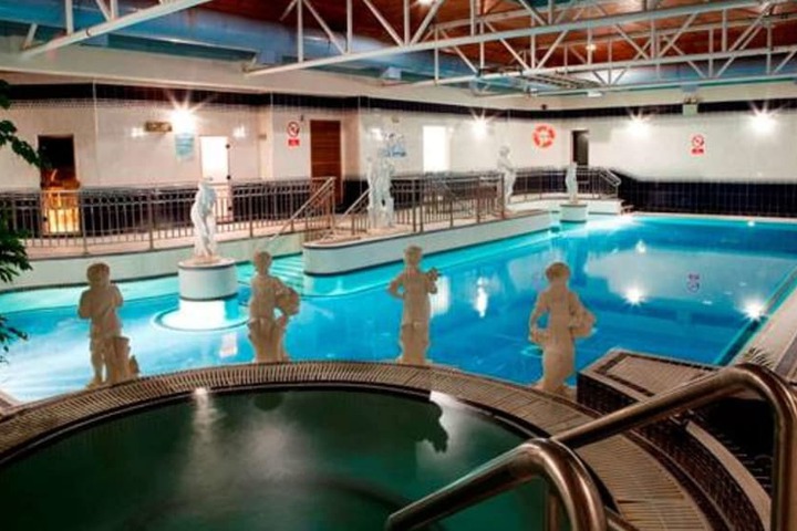 Pool 46 of 165