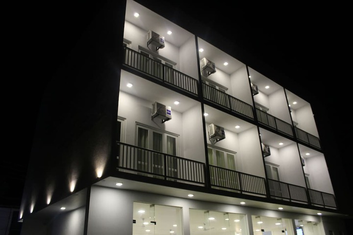 Hotel 32 of 33