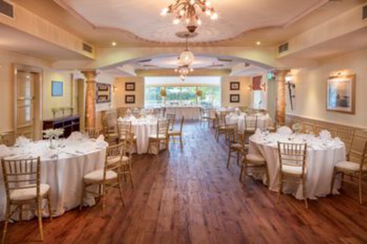 Ballroom/Hall 3 of 53