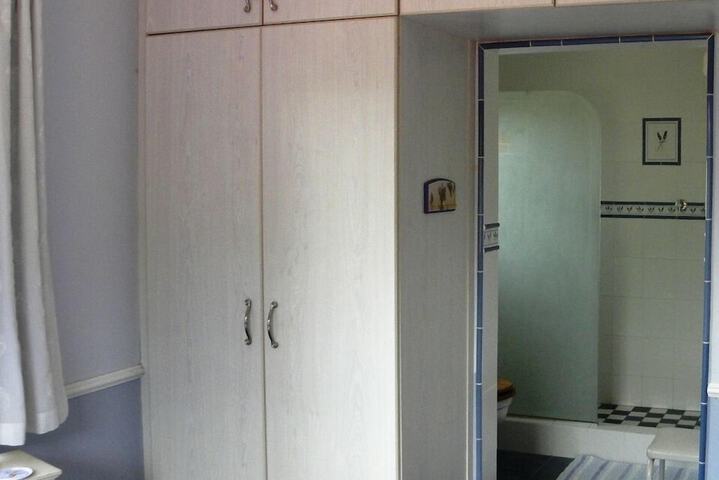 Room 30 of 68