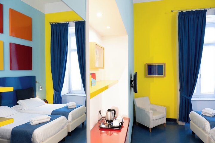 Room 62 of 144