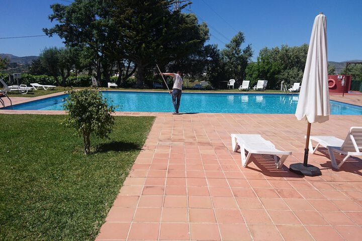 Pool 44 of 138