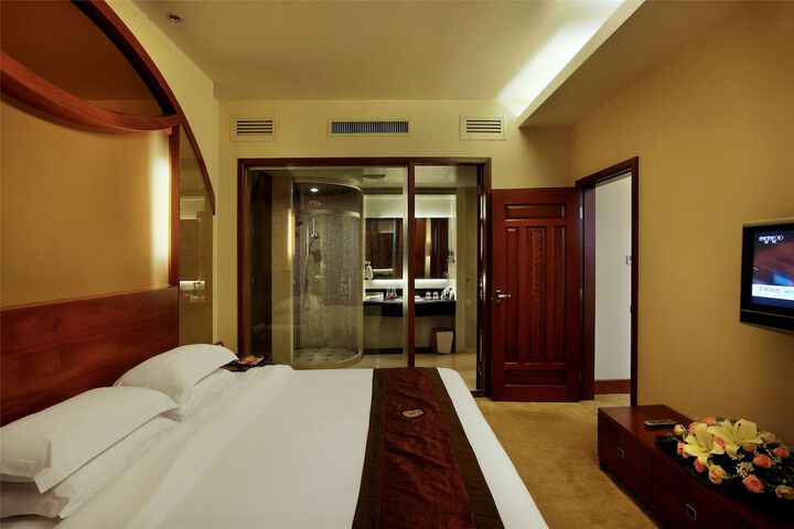 Room 13 of 45