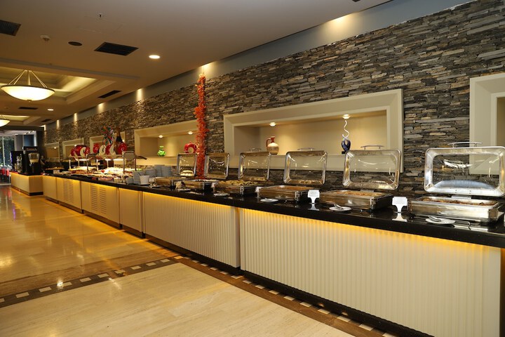 Dining 50 of 57