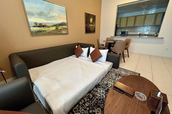 Room 20 of 37