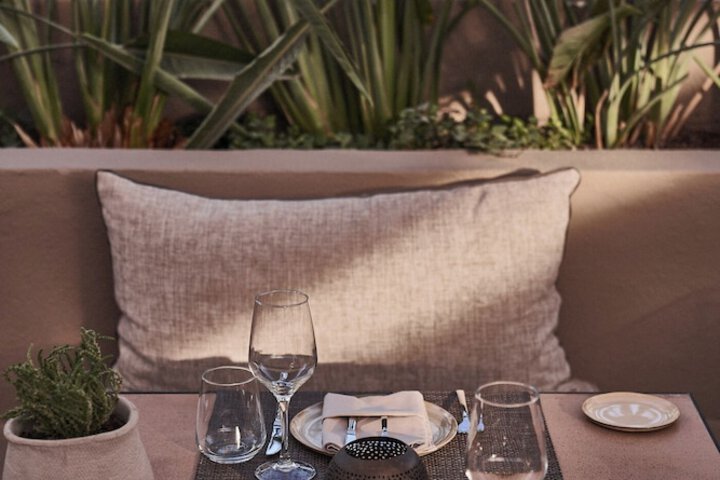 Dining 134 of 163