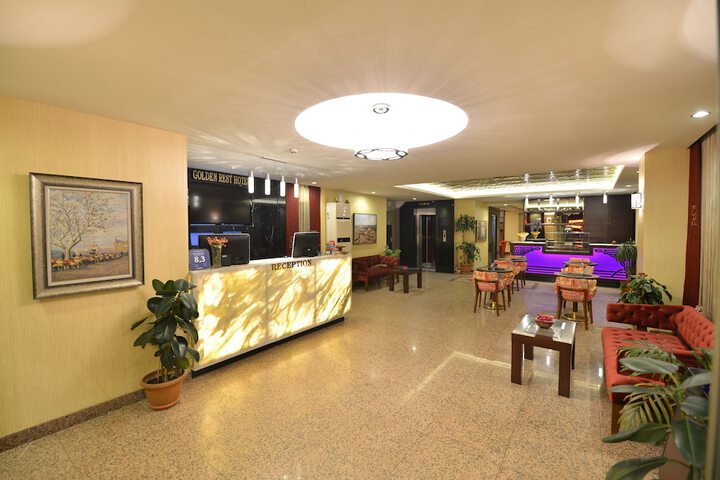Hotel 2 of 94