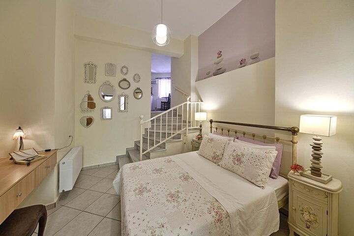 Room 15 of 105