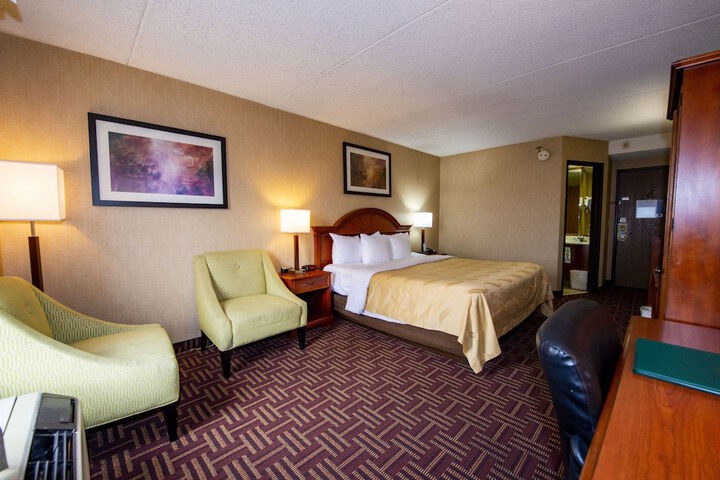Room 21 of 68