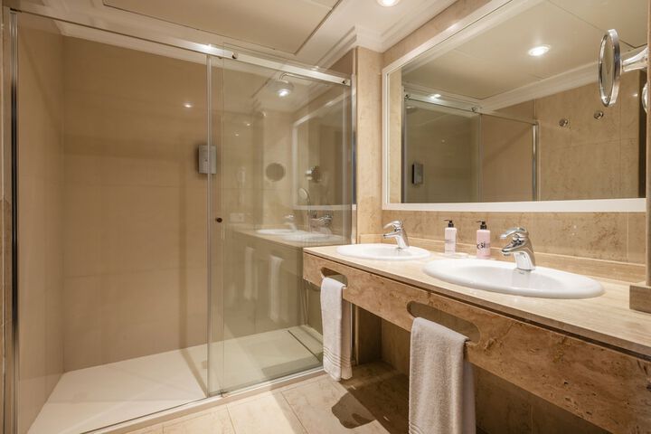 Bath Interior