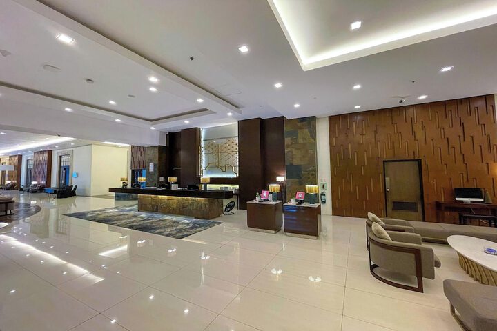 Hotel Interior 8 of 130