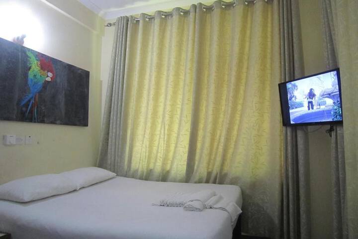 Room 25 of 50